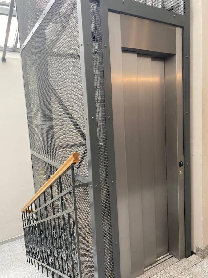 Apartamenty Dobra Noc Przy Wawelu 2 Bedrooms Cracovia Esterno foto