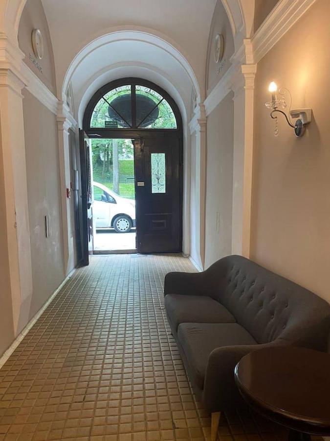 Apartamenty Dobra Noc Przy Wawelu 2 Bedrooms Cracovia Esterno foto