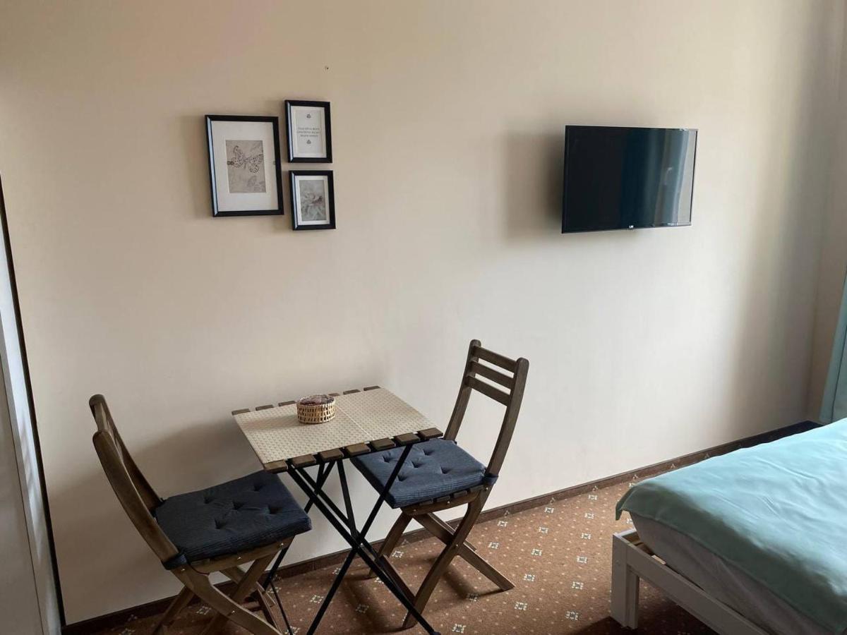 Apartamenty Dobra Noc Przy Wawelu 2 Bedrooms Cracovia Esterno foto