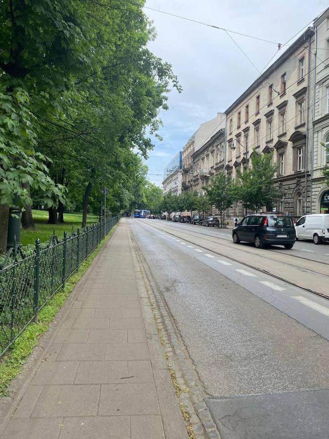 Apartamenty Dobra Noc Przy Wawelu 2 Bedrooms Cracovia Esterno foto